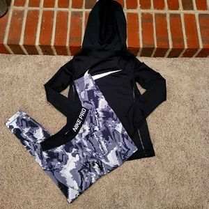 Girls Nike workout set